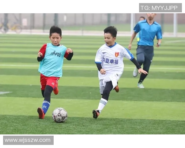 足球明星的父亲遭绑架事件引发全球关注与紧急救援行动